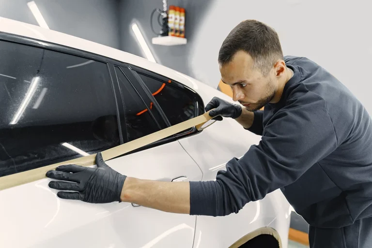 How Does Auto Glass Repair Work?
